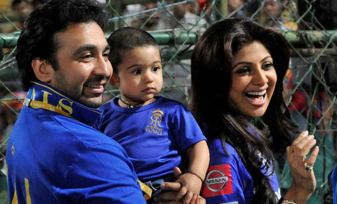 Shilpa Shetty with her family