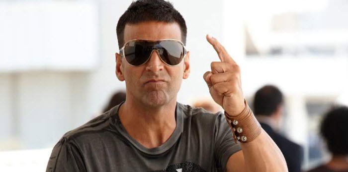 Akshay Kumar in angry look