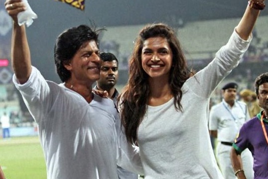 Shahrukh Khan with Deepika Padukone