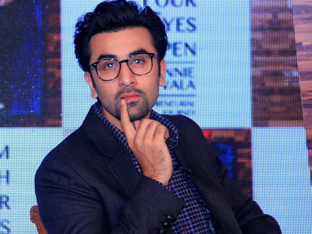 Ranbir Kapoor specks