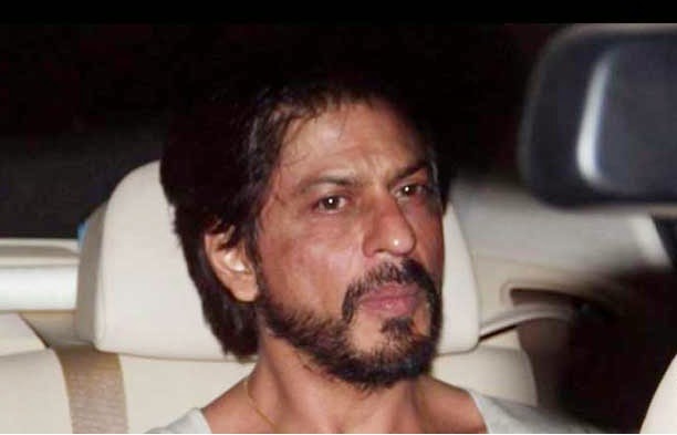 Shahrukh Khan in car