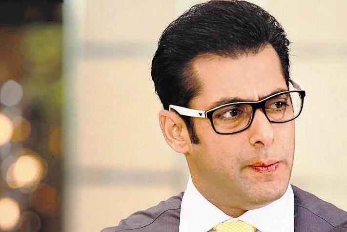 Salman Khan in specs