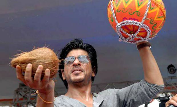 Shahrukh Khan celebrating dahi handi