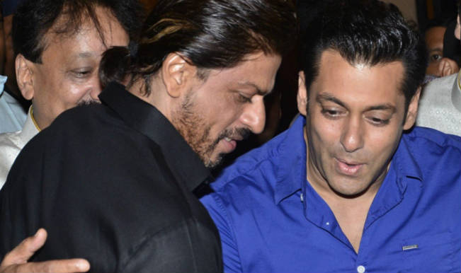 Salman Khan with Shahrukh Khan in Bigg boss
