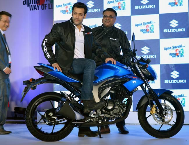 Salman Khan to gift 'Suzuki Gixxer Bike'