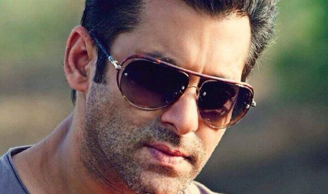 Salman's Hideous Wig, Weird Film Titles, Laughable Fights Make Him 90s Ka  Mithun