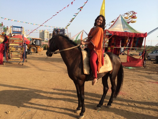 Sonakshi Sinha goes Riding