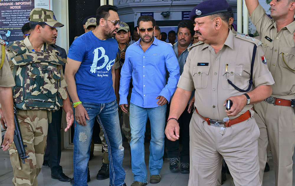 Watch Salman Khan reaches Jodhpur court