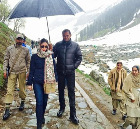 Kareena Kapoor in Kashmir