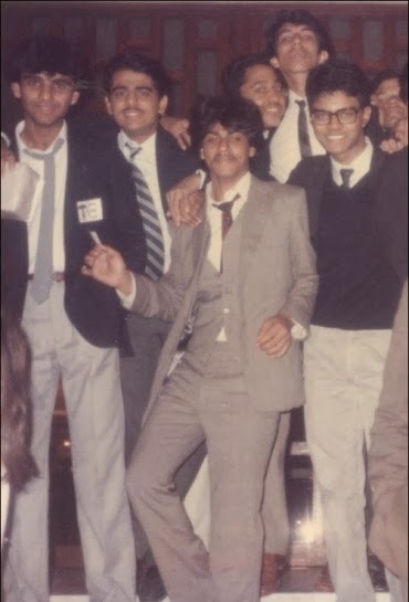 Shah Rukh Khan - School Friends