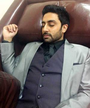 Abhishek Bachchan sleeping on sets