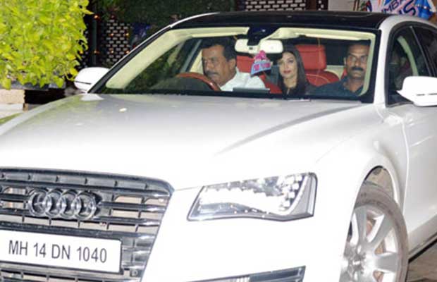 Aishwarya Rai In Car