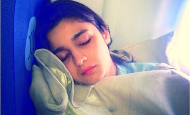 Alia Bhatt sleeping on set