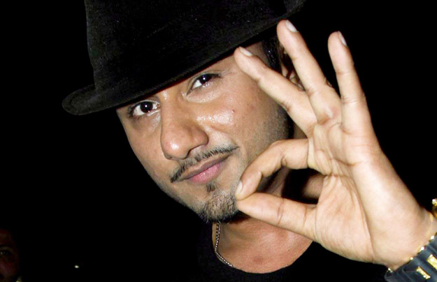 Honey Singh in black hat.