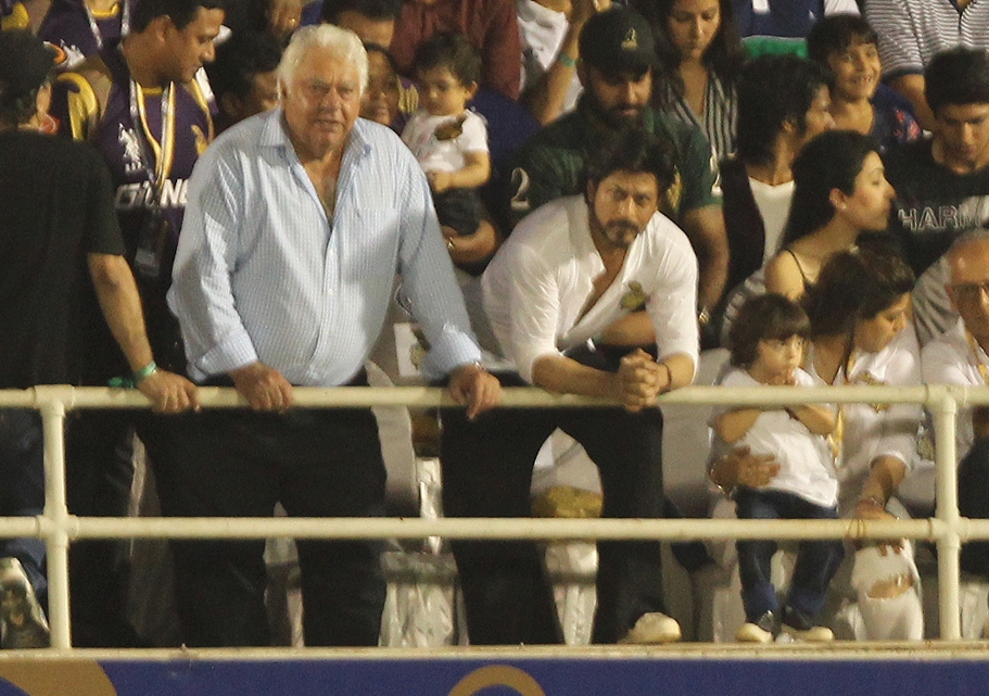 Shahrukh Khan in stadium
