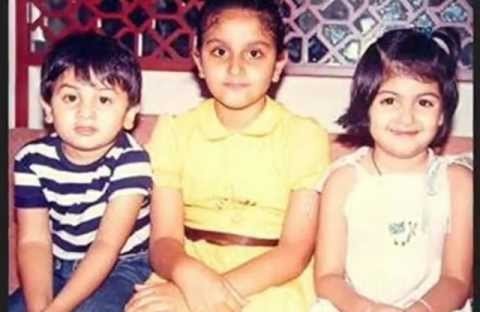 Ranbir Kapoor with his cousins