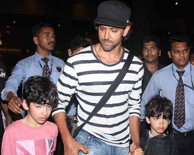 Hrithik Roshan with sons Hrehaan and Hridaan