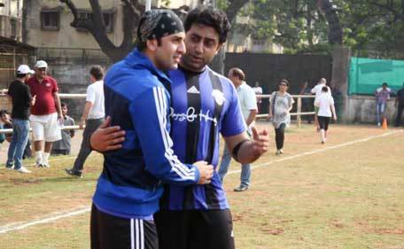 Ranbir Kapoor Abhishek Bachchan' playing football