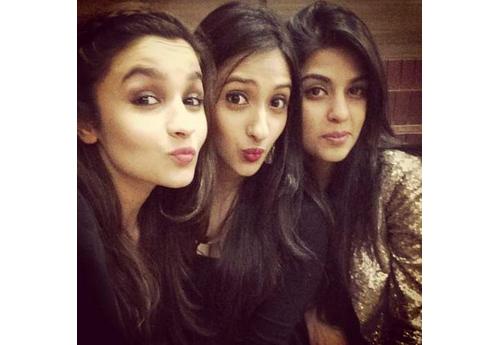 Alia Bhatt with Friends