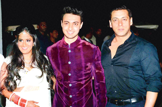 Salman Khan Arpita Khan Aayush Sharma