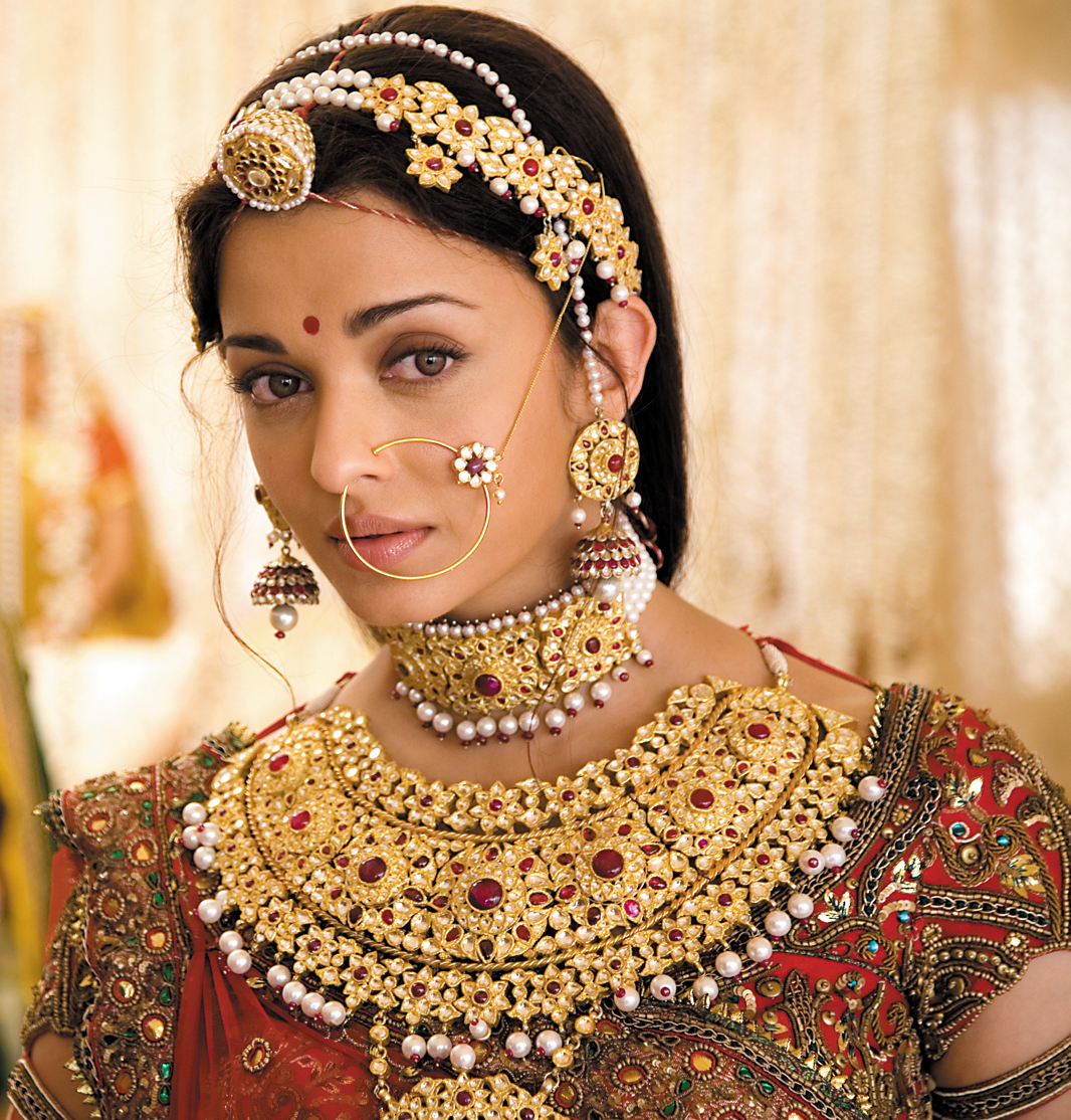 Aishwarya Rai Bachchan in Jodha Akbar