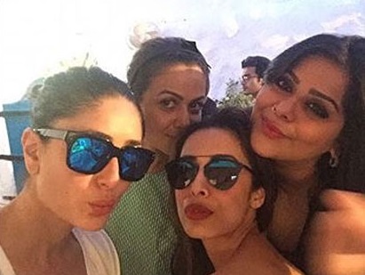Kareena Kapoor Khan on a brunch date with her best friends.