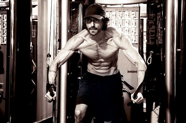 Arjun Rampal working out in gym
