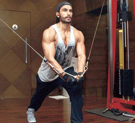 Ranveer Singh working out in gym