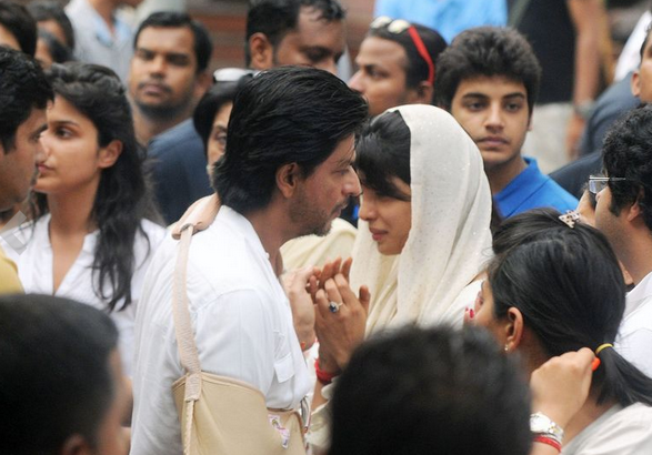 Shah Rukh Khan at Priyanka Chopra's father's funeral
