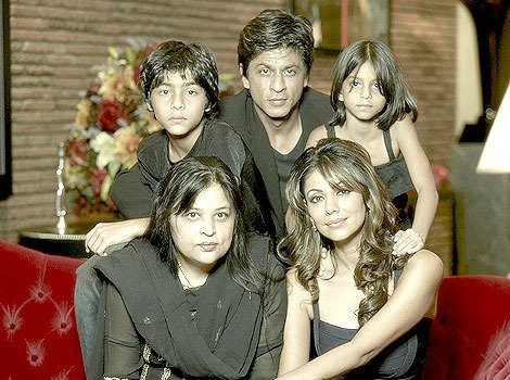Shah Rukh Khan with sister