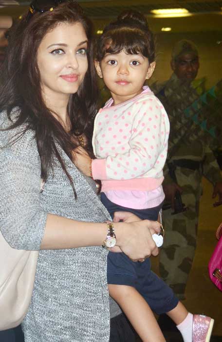 Aishwarya Rai Bachchan with her daughter
