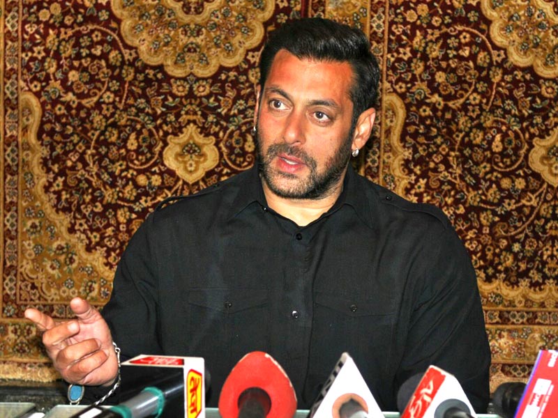 Salman Khan press conference Kashmir