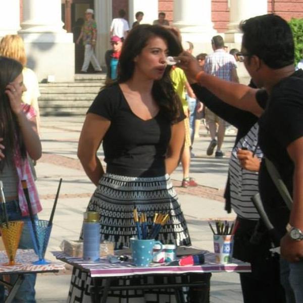 Kajol from Dilwale Sets