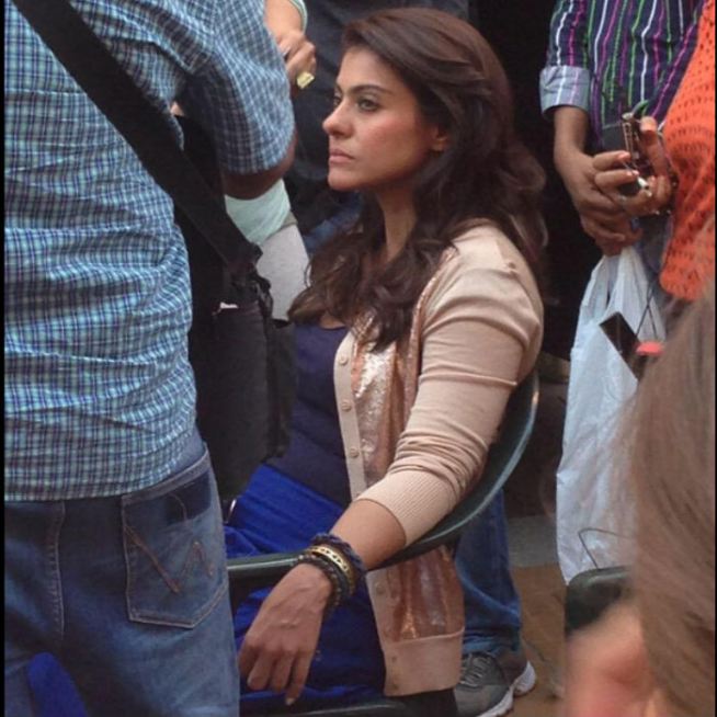 Kajol from Dilwale Sets