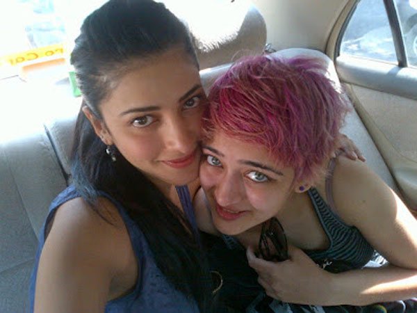 Rare and unseen pictures of Shruti Haasan