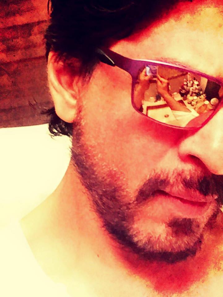 Shah Rukh Khan's candid selfies