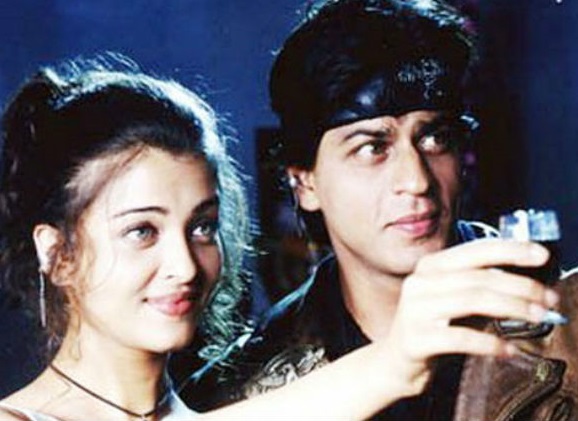 Aishwarya and Shah rukh khan in Josh