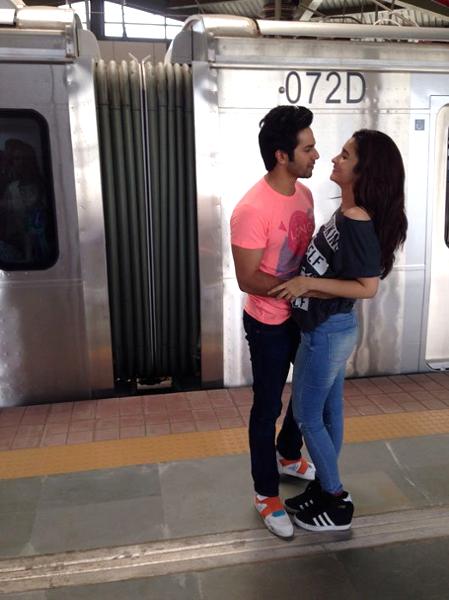Varun Dhawan and Alia Bhatt at metro station