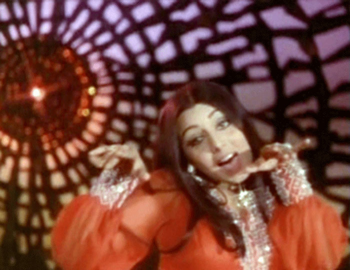 Neetu Singh in Yaadon Ki Baarat