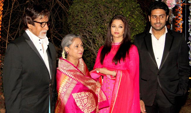 Abhishek Bachchan lives with family