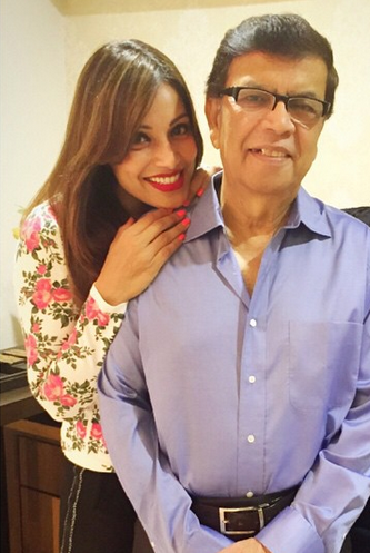 Bipasha Basu with her dad