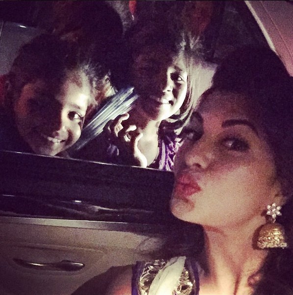 Jacqueline Fernandez's car selfie.