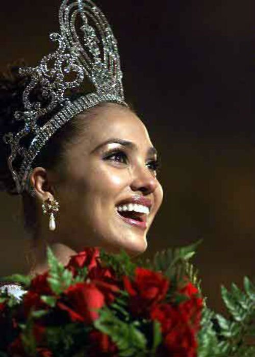 Lara Dutta won International Beauty Pageants