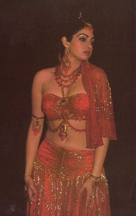 Sridevi worst outfit