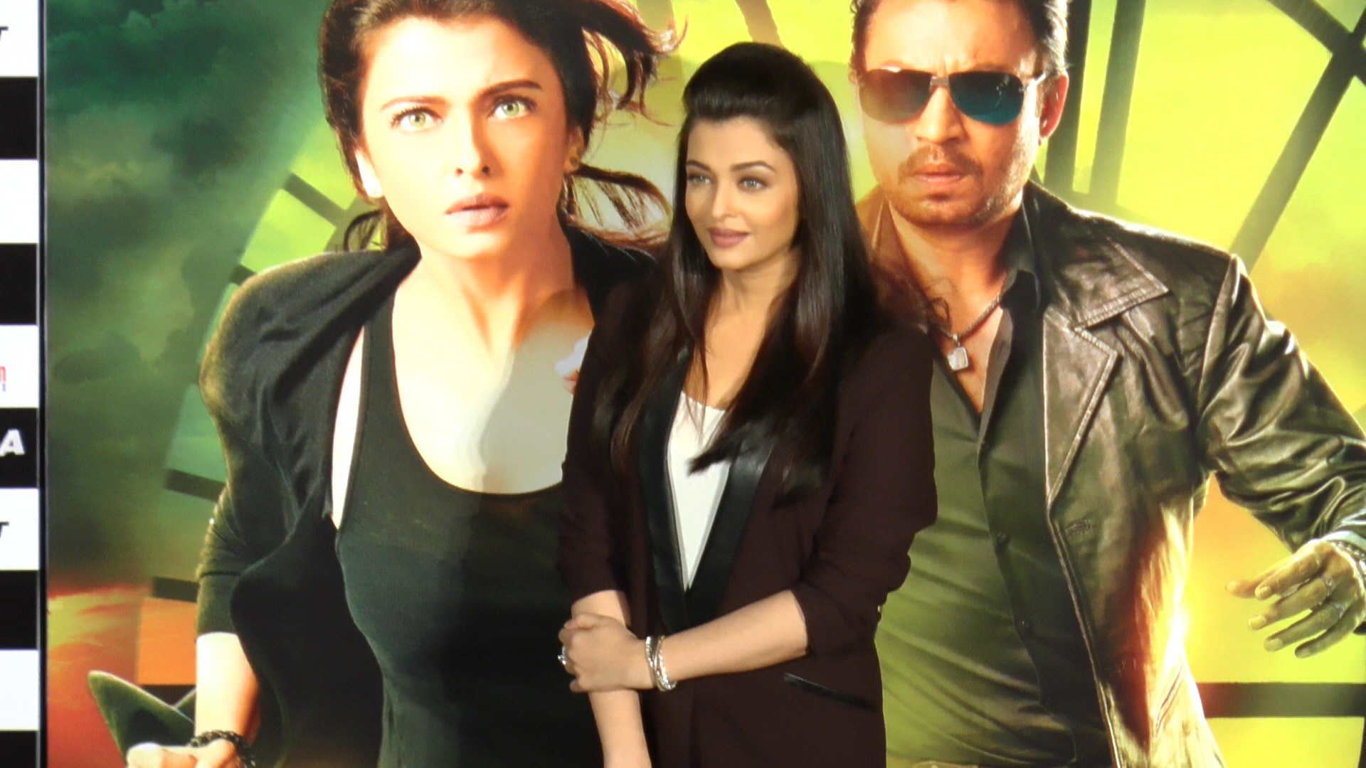 Aishwarya Rai Bachchan at 'Jazbaa' trailer launch