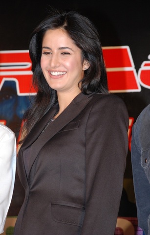 Katrina Kaif suit