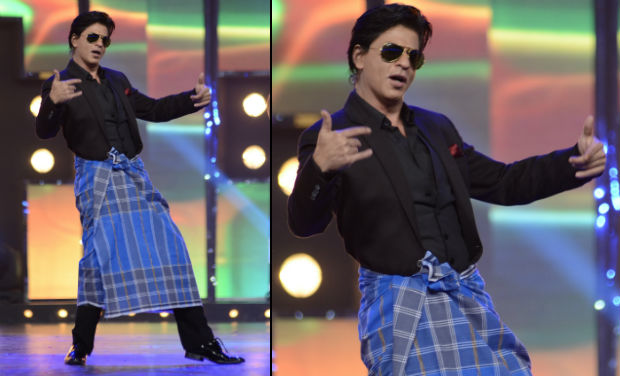 Shah Rukh Khan lungi dance