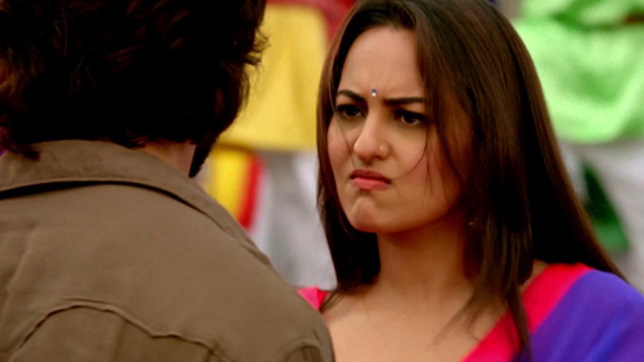 Sonakshi Sinha angry look
