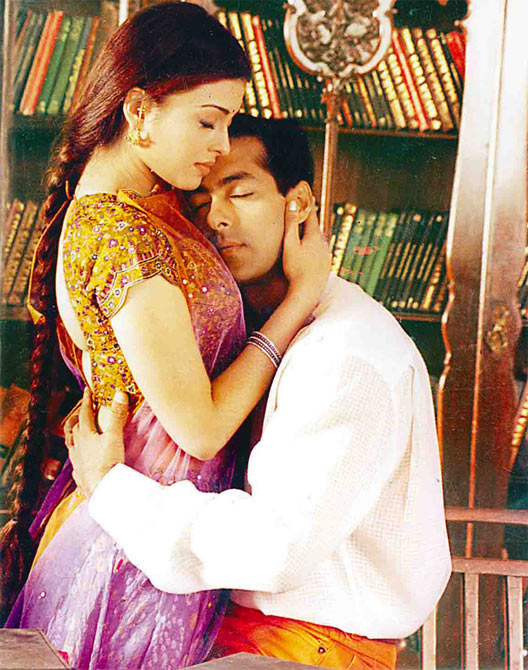 Adorable picture of the ‘Most Loved’ on-screen couple Salman Khan and Aishwarya Rai.