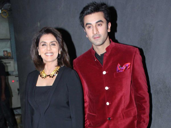 Adorable picture of Ranbir Kapoor with his mom